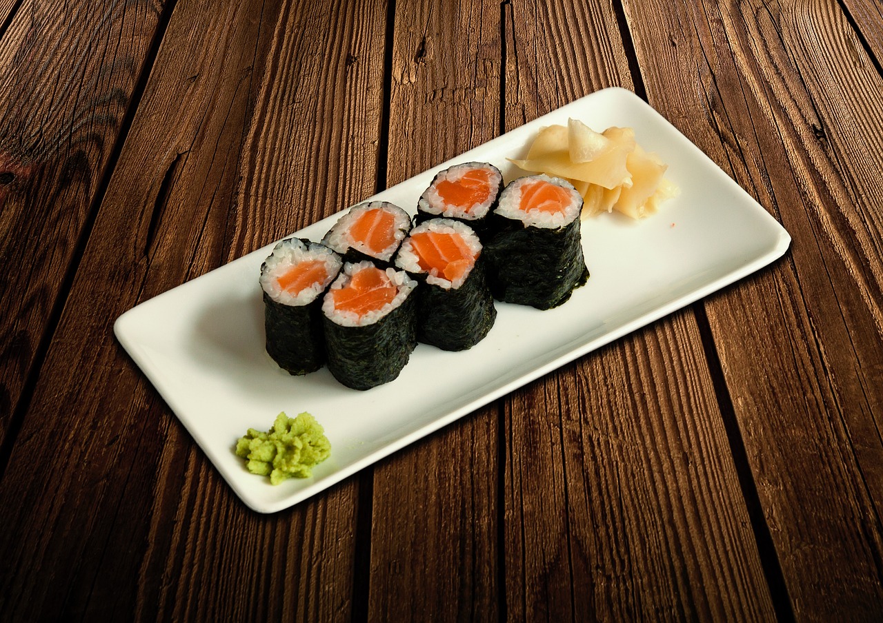 sushi asia eat free photo