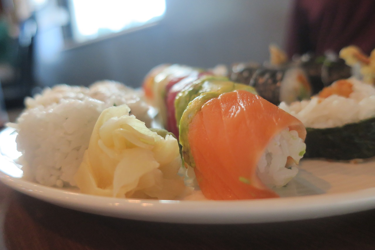 sushi  food  plate free photo