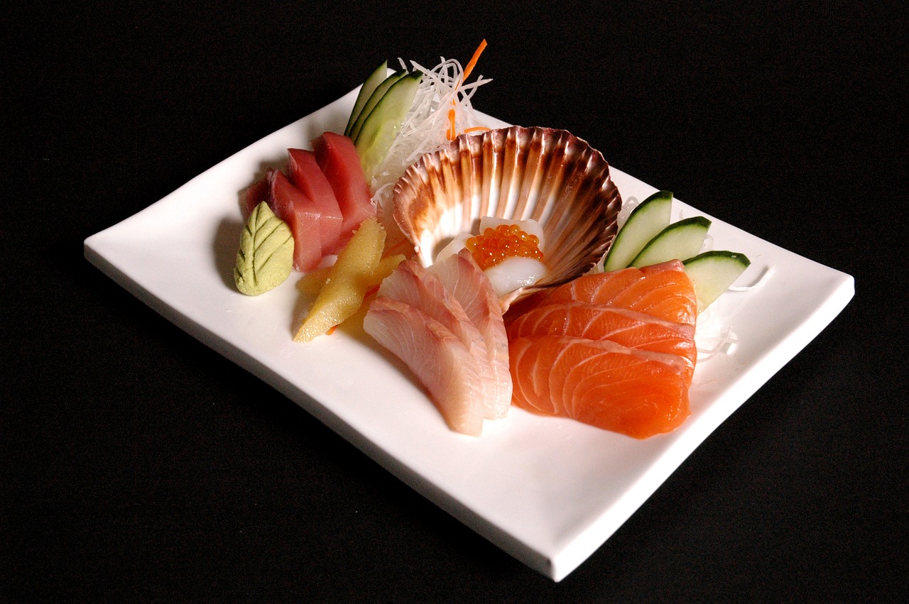 sushi  seafood  japanese free photo