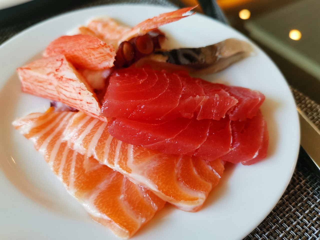 sushi  meat  salmon free photo