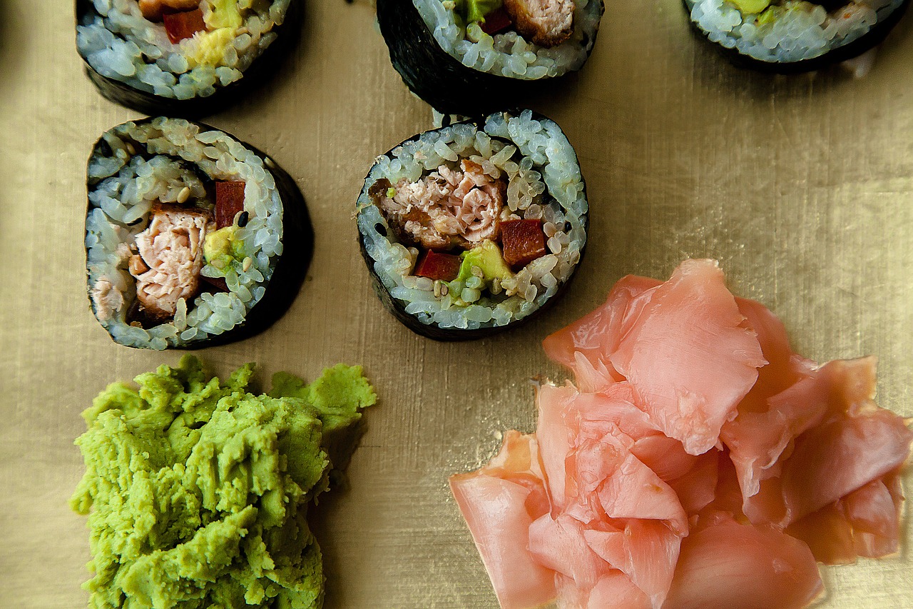 sushi seafood restaurant free photo