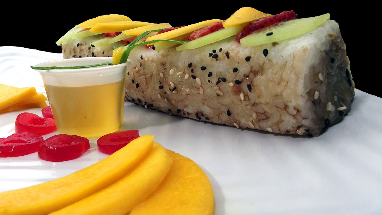 sushi roll sushi mango free photo