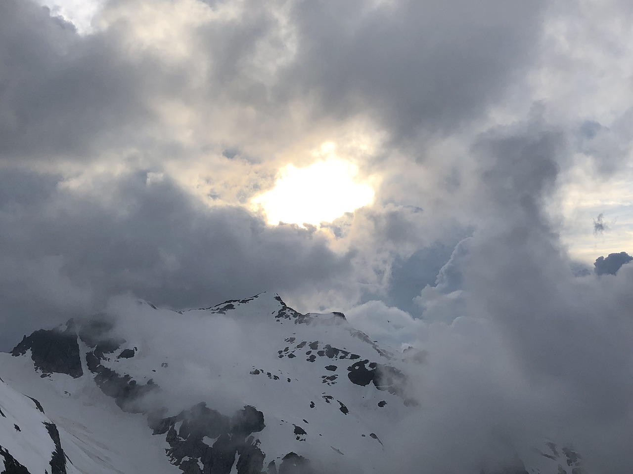 susten horn  mountains  switzerland free photo