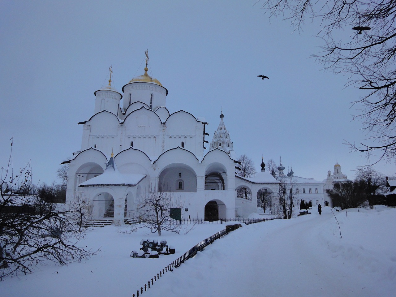 suzdal winter temple free photo