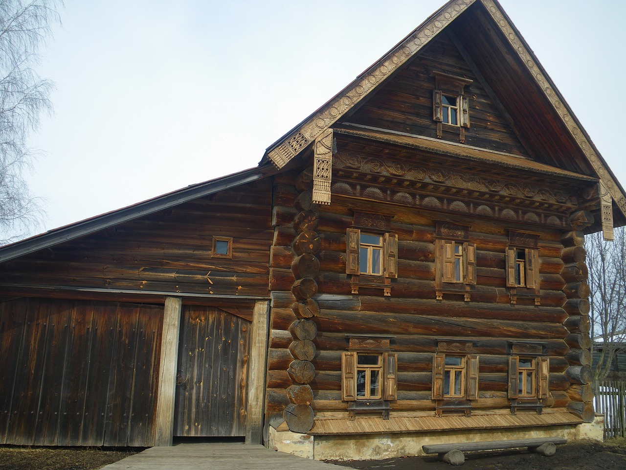 suzdal wooden house old house free photo