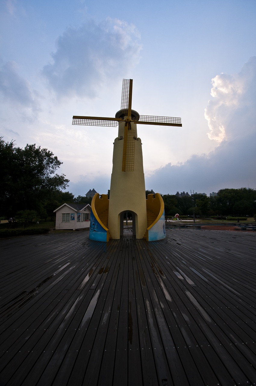 suzhou jinji lake children's playground free photo