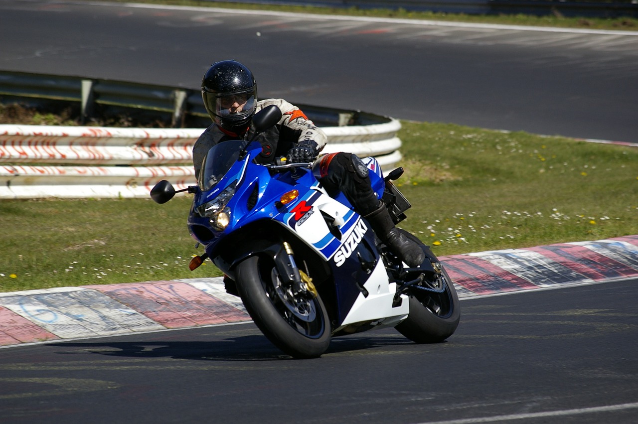 suzuki motorcycle gsx-r free photo