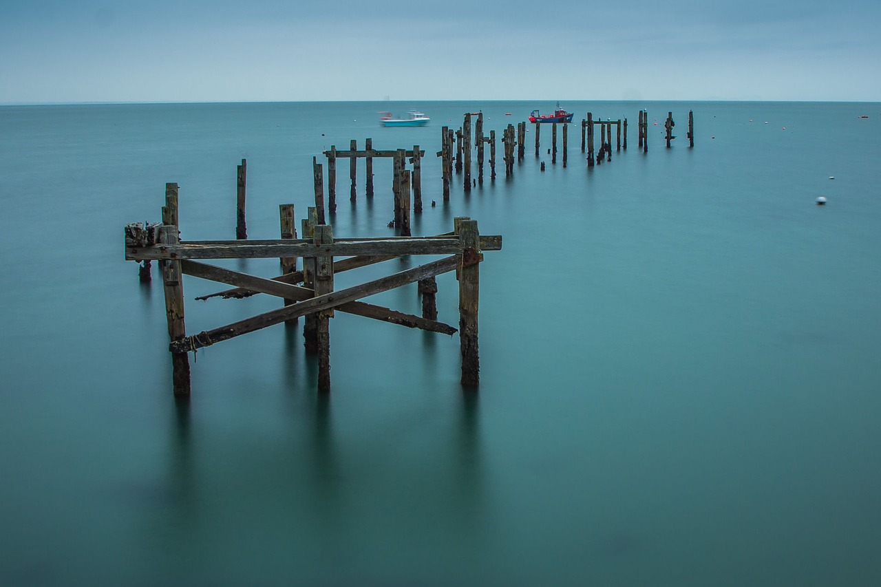 swanage old pier ocean free photo