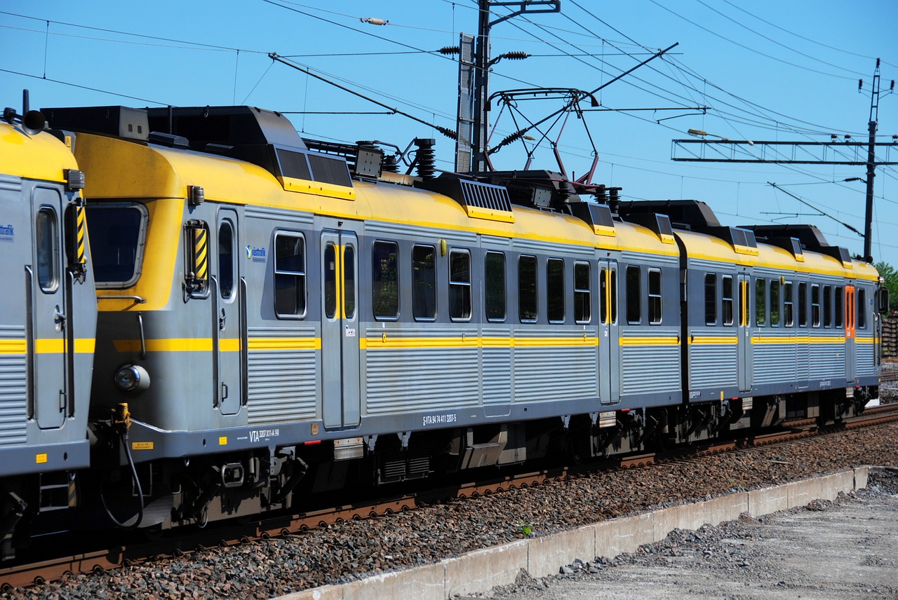 sweden lindome train free photo