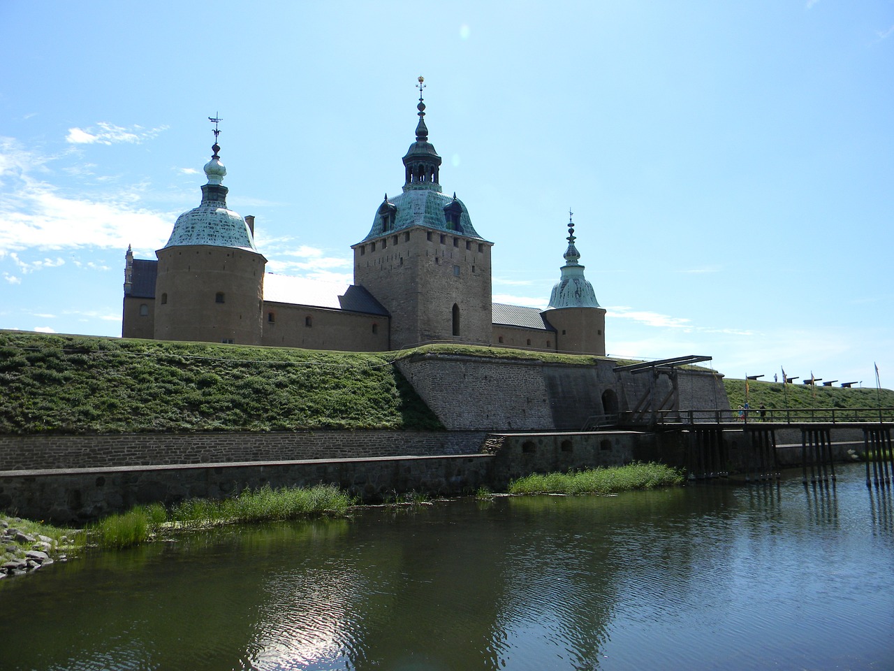 sweden castle kalmar free photo