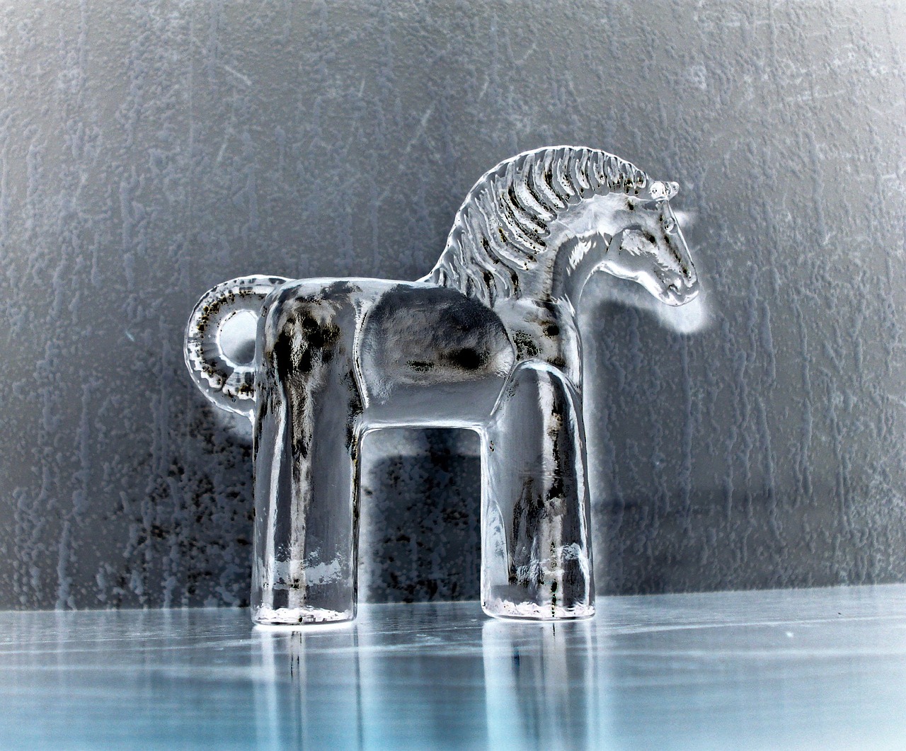 sweden dalarna horse glass free photo