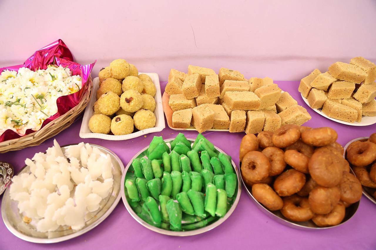 sweets  indian sweets  south indian sweets free photo