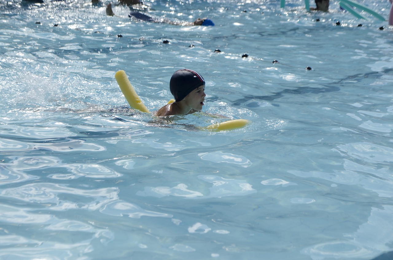 swimming  child  water free photo