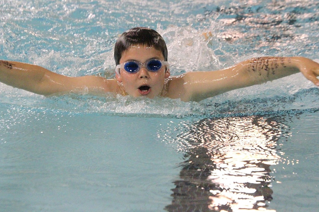 swimming competition water free photo