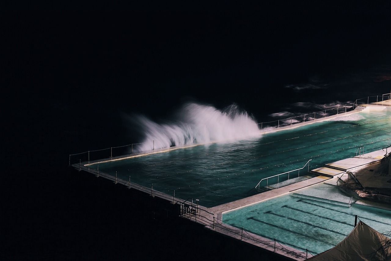 swimming pool water free photo