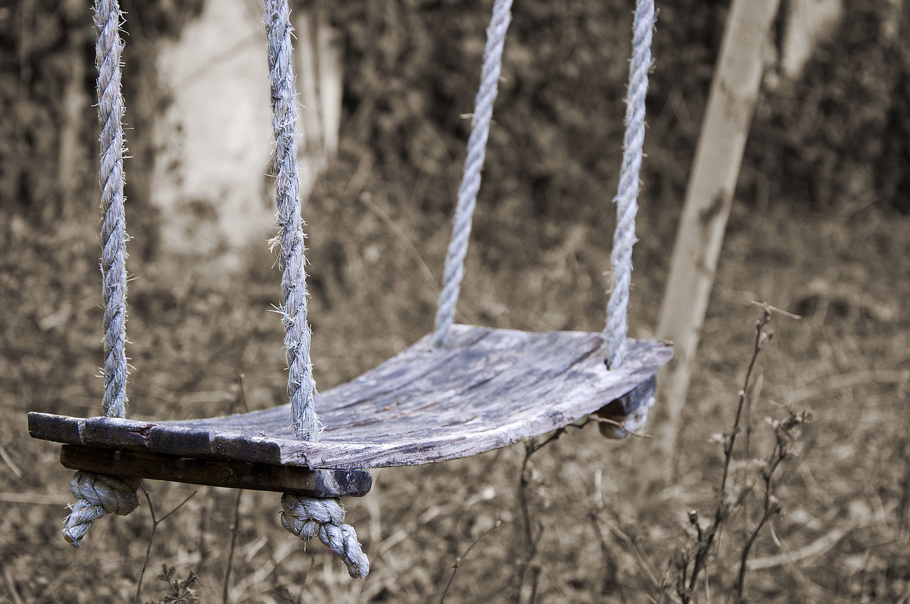 swing mourning leave free photo