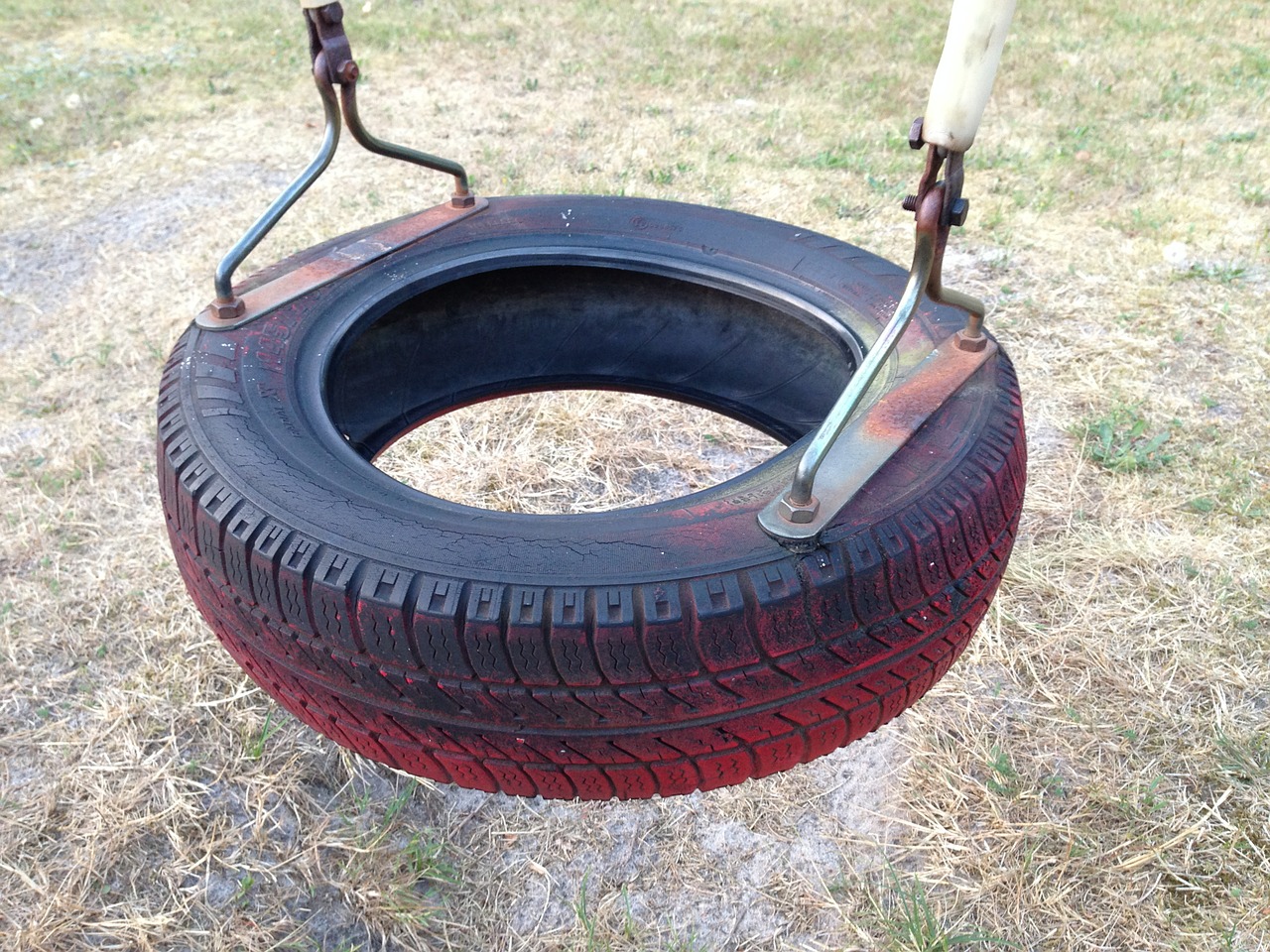 swing playground tyre free photo