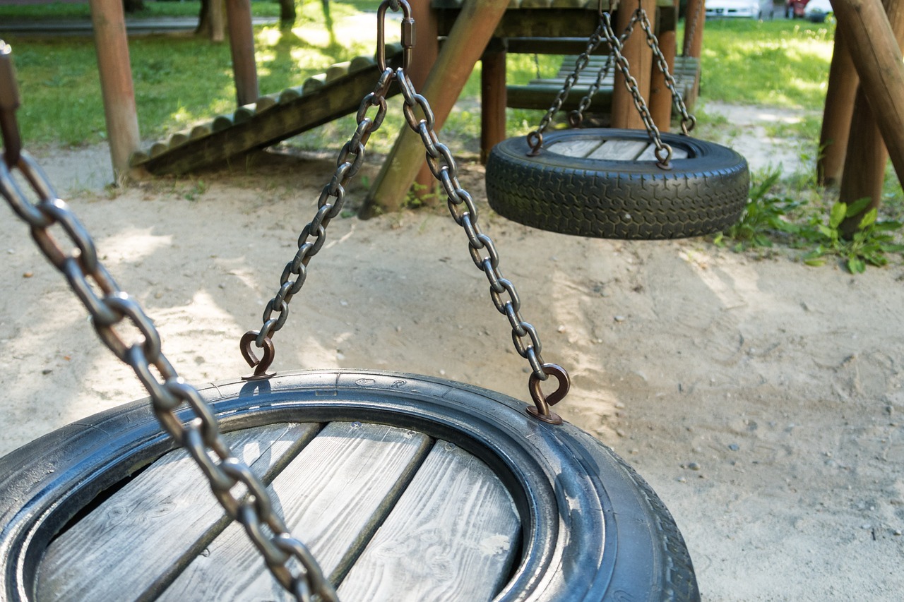 swing  play ground  play arena free photo