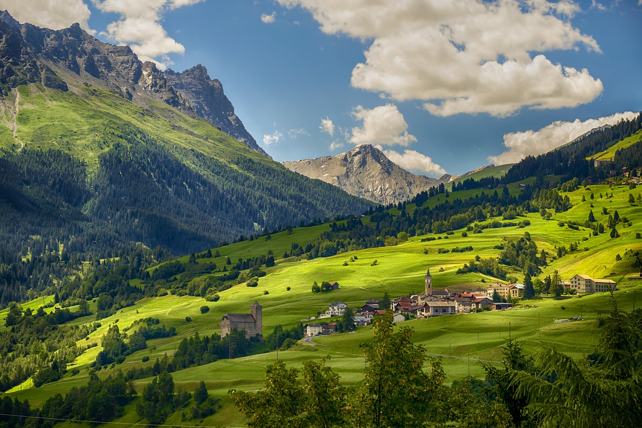 switzerland  village  mountains free photo