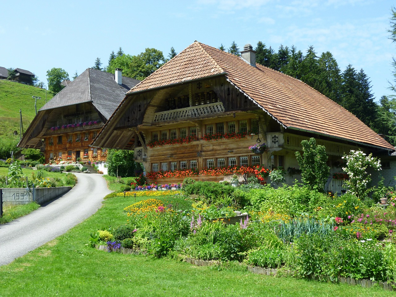 switzerland buildings resort free photo