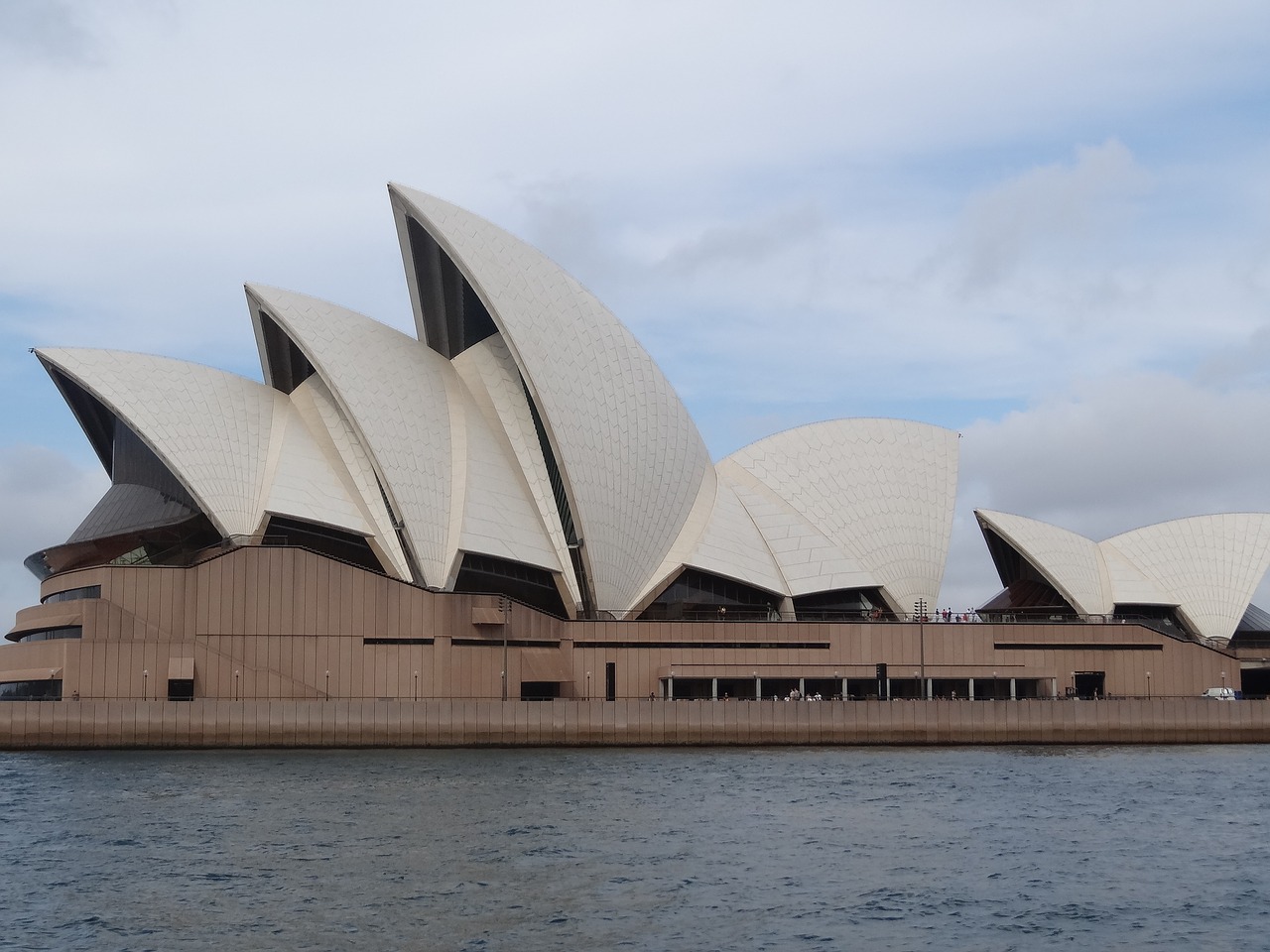 sydney opera house free photo