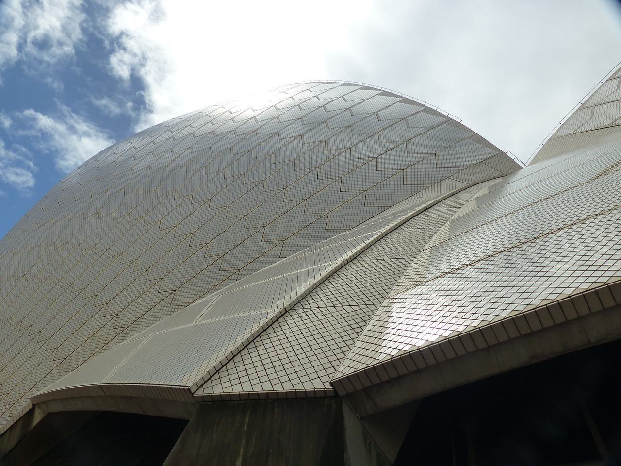 sydney opera house landmark free photo