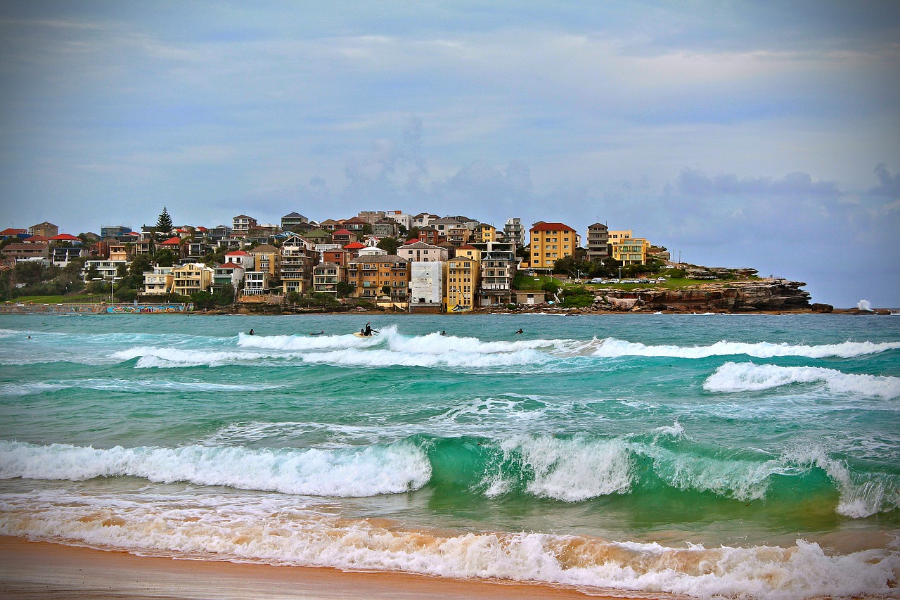 sydney  australia  bondi free photo