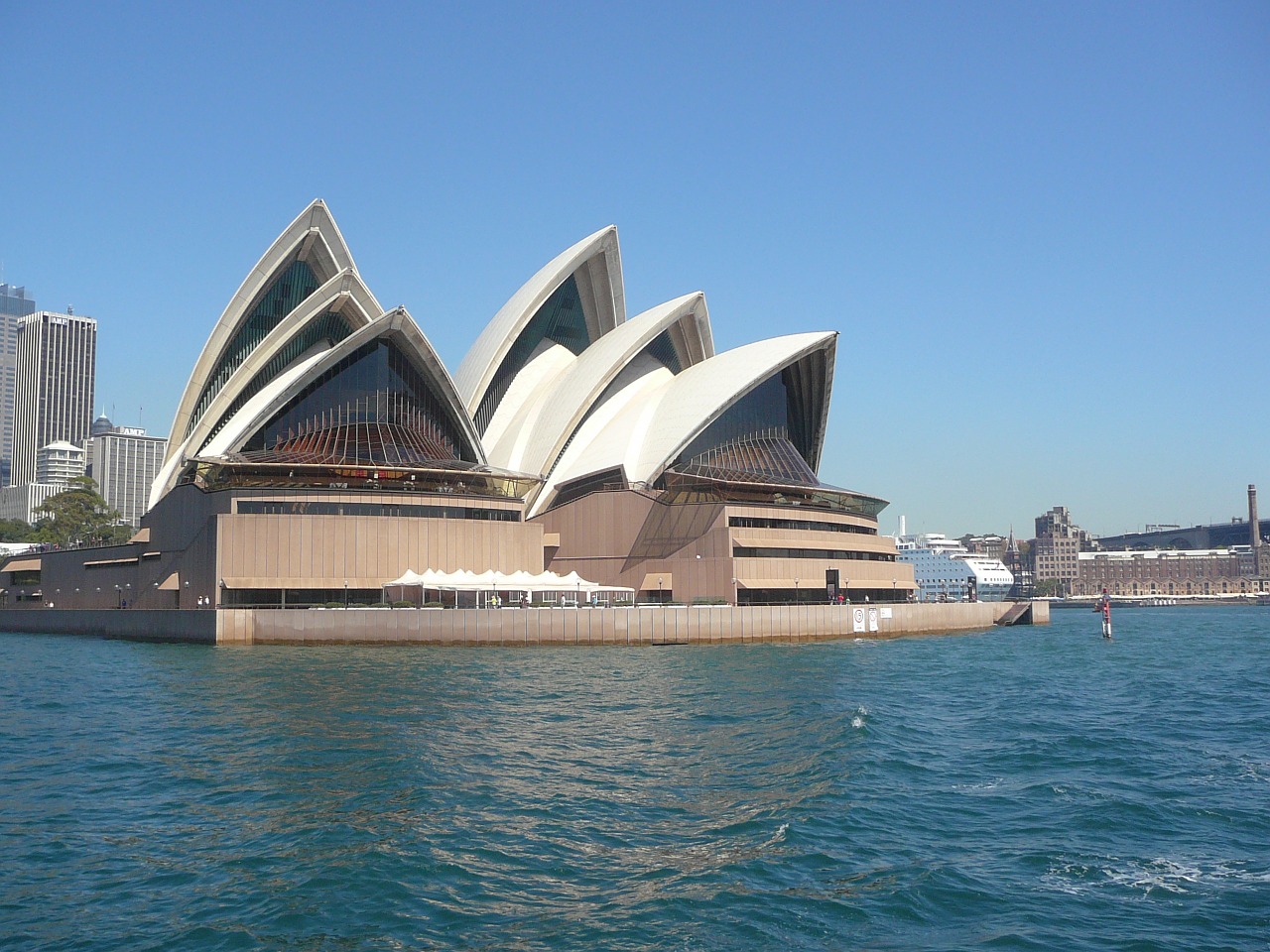 sydney harbour opera free photo