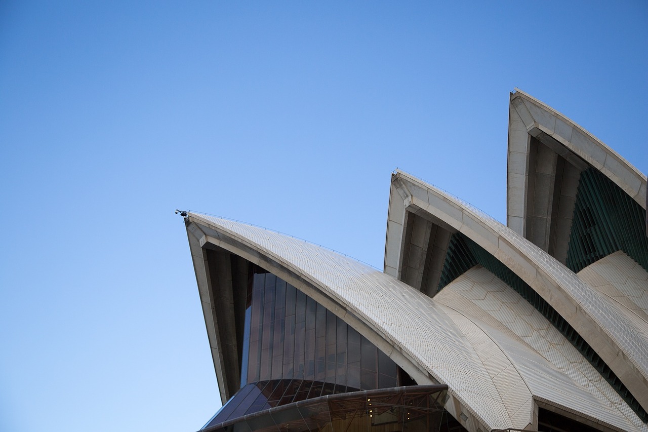 sydney opera house australia building free photo