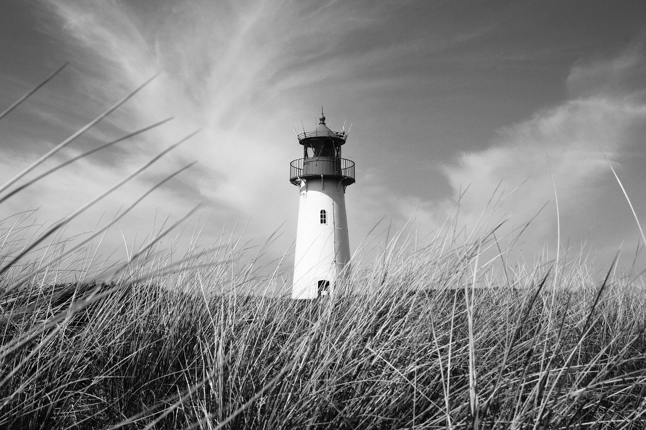 sylt lighthouse north sea free photo