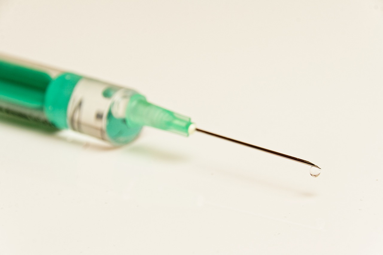 syringe disposable syringe needle free photo