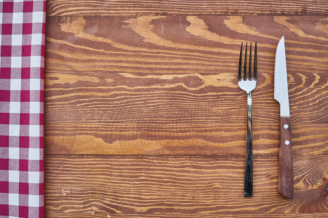 table fork knife free photo