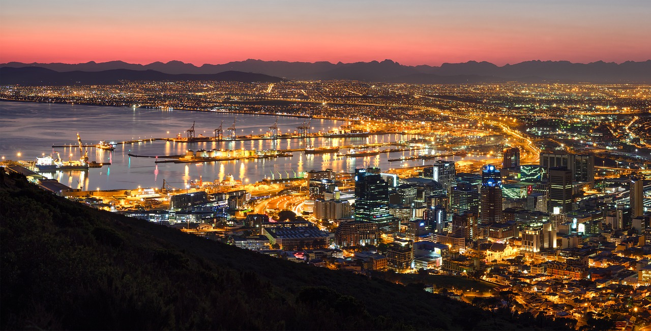 table bay harbour  cape town  dawn free photo