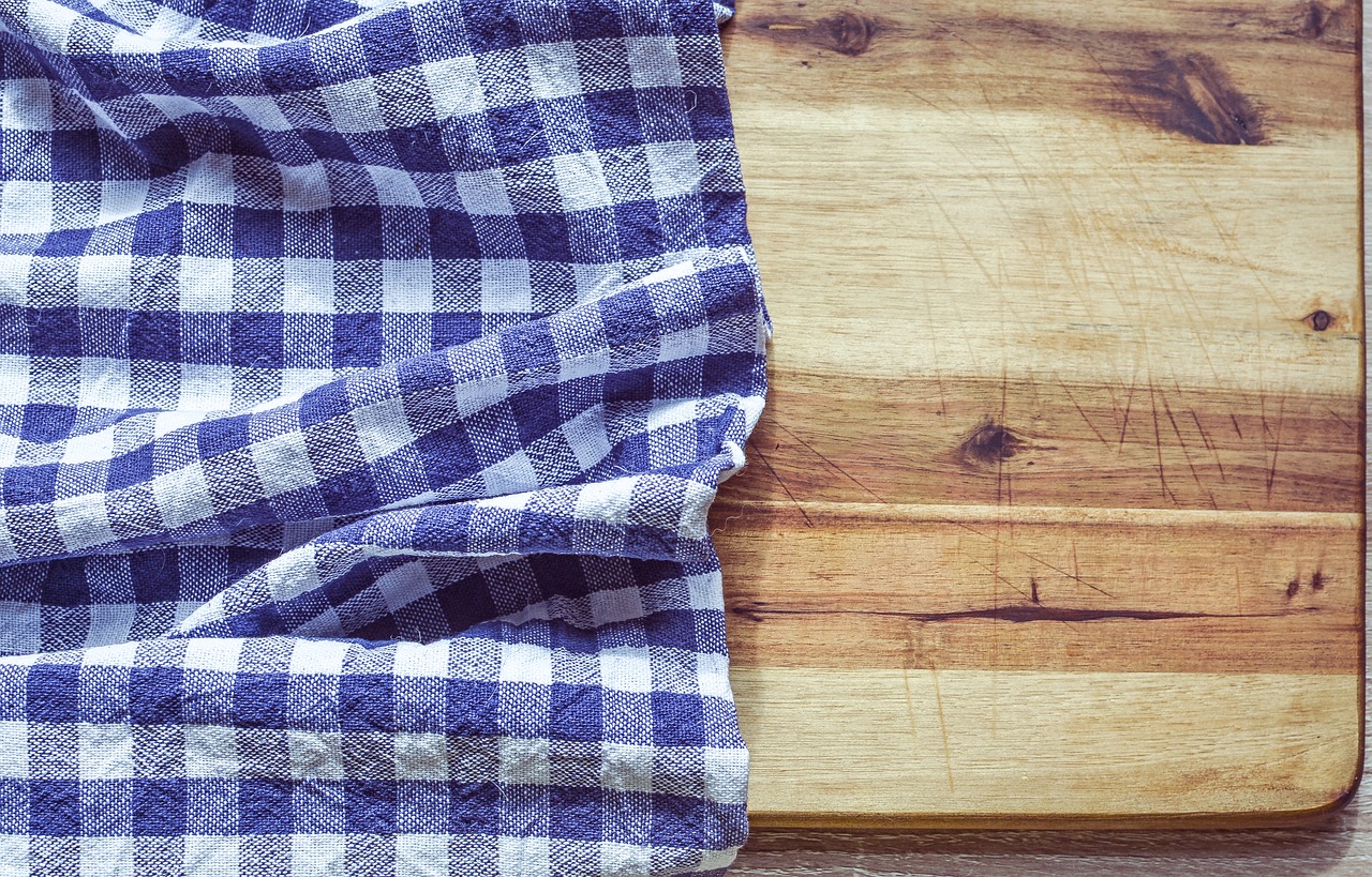 tablecloth kitchen towel free photo