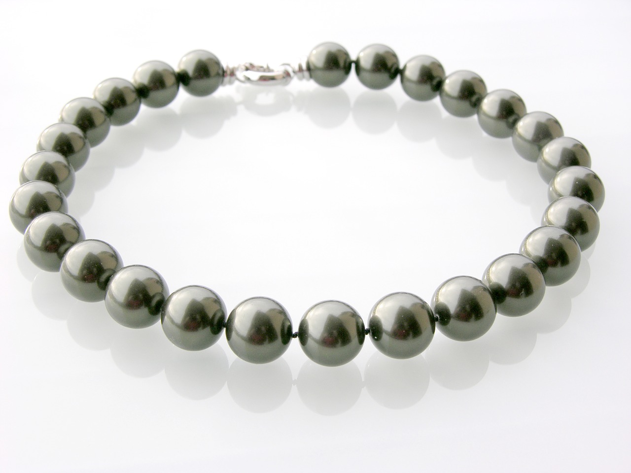 tahiti pearl necklace flawless beads free photo