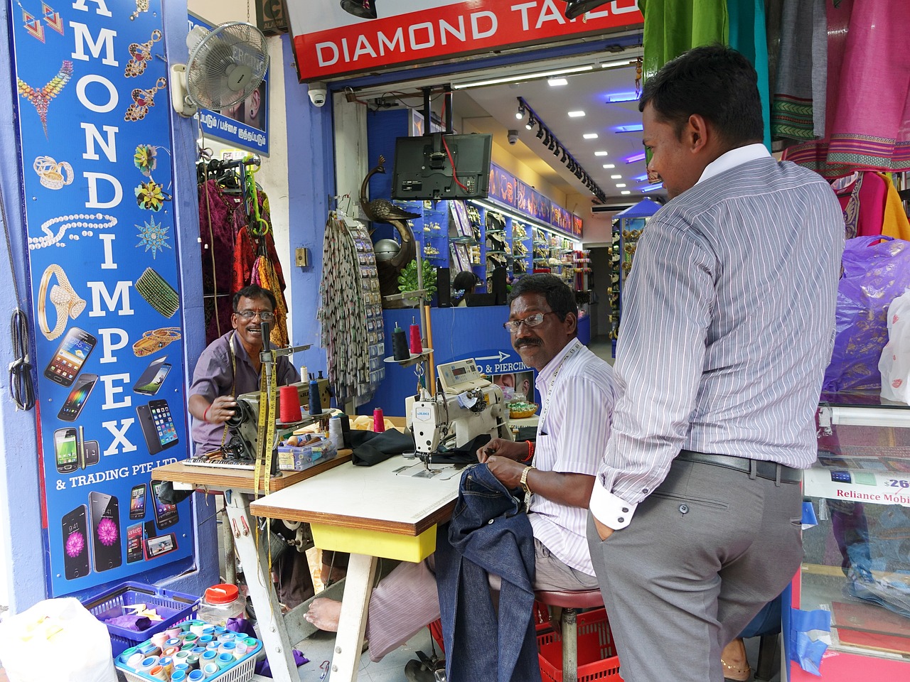 tailors working singapore free photo