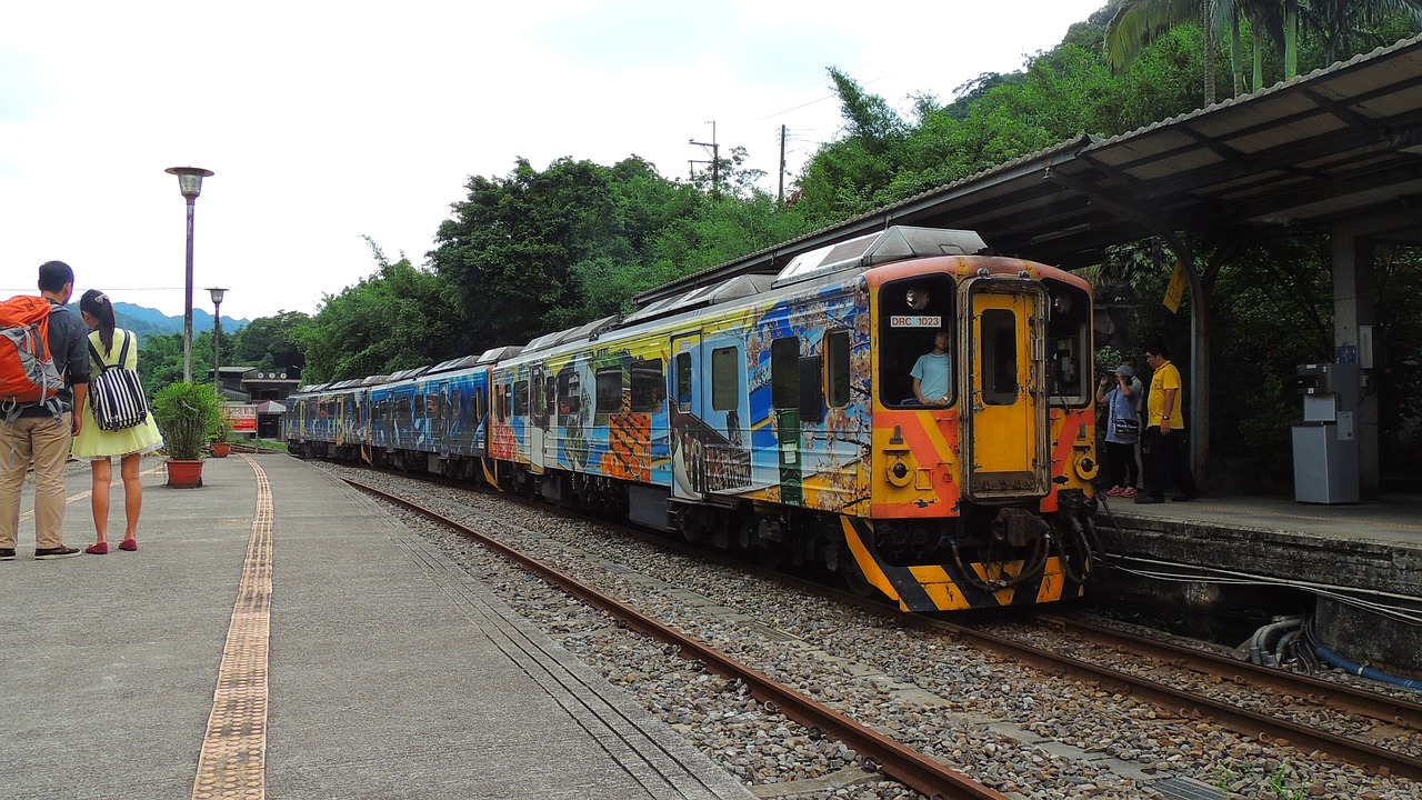 taipei rail train free photo