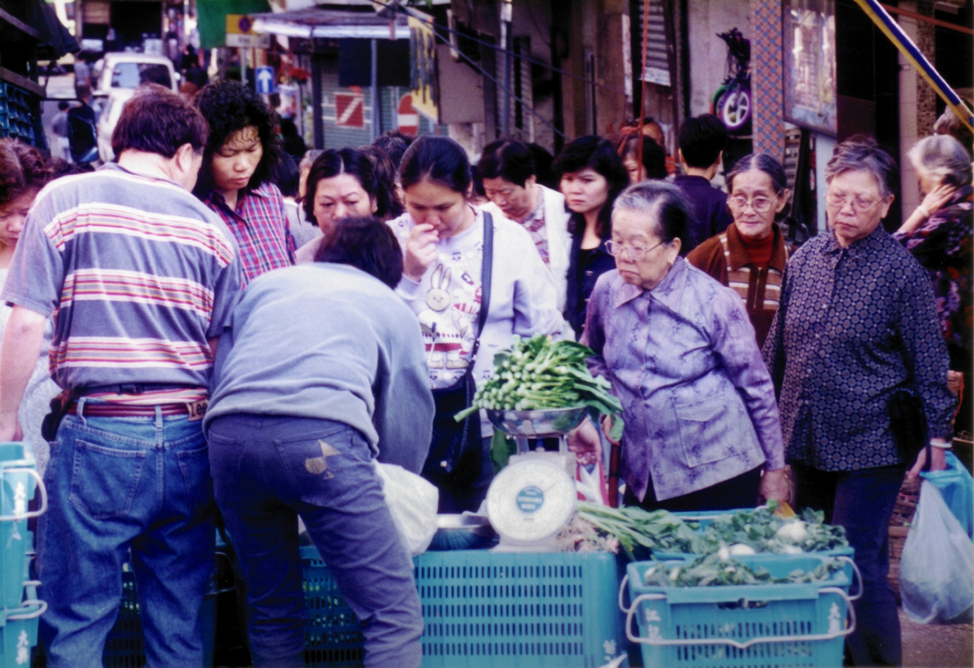 shopper vegetable market taipo free photo