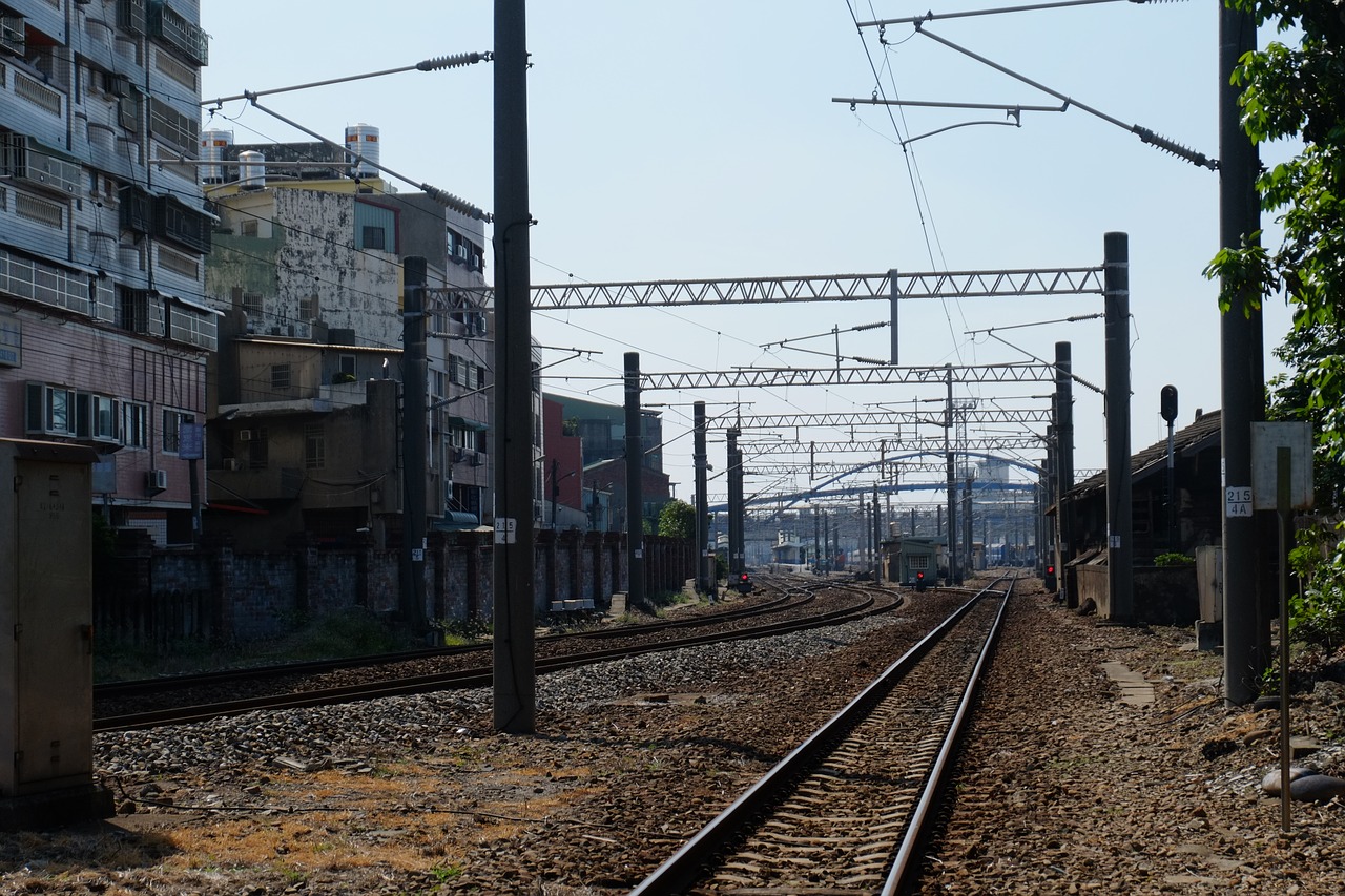 taiwan railroad railway free photo