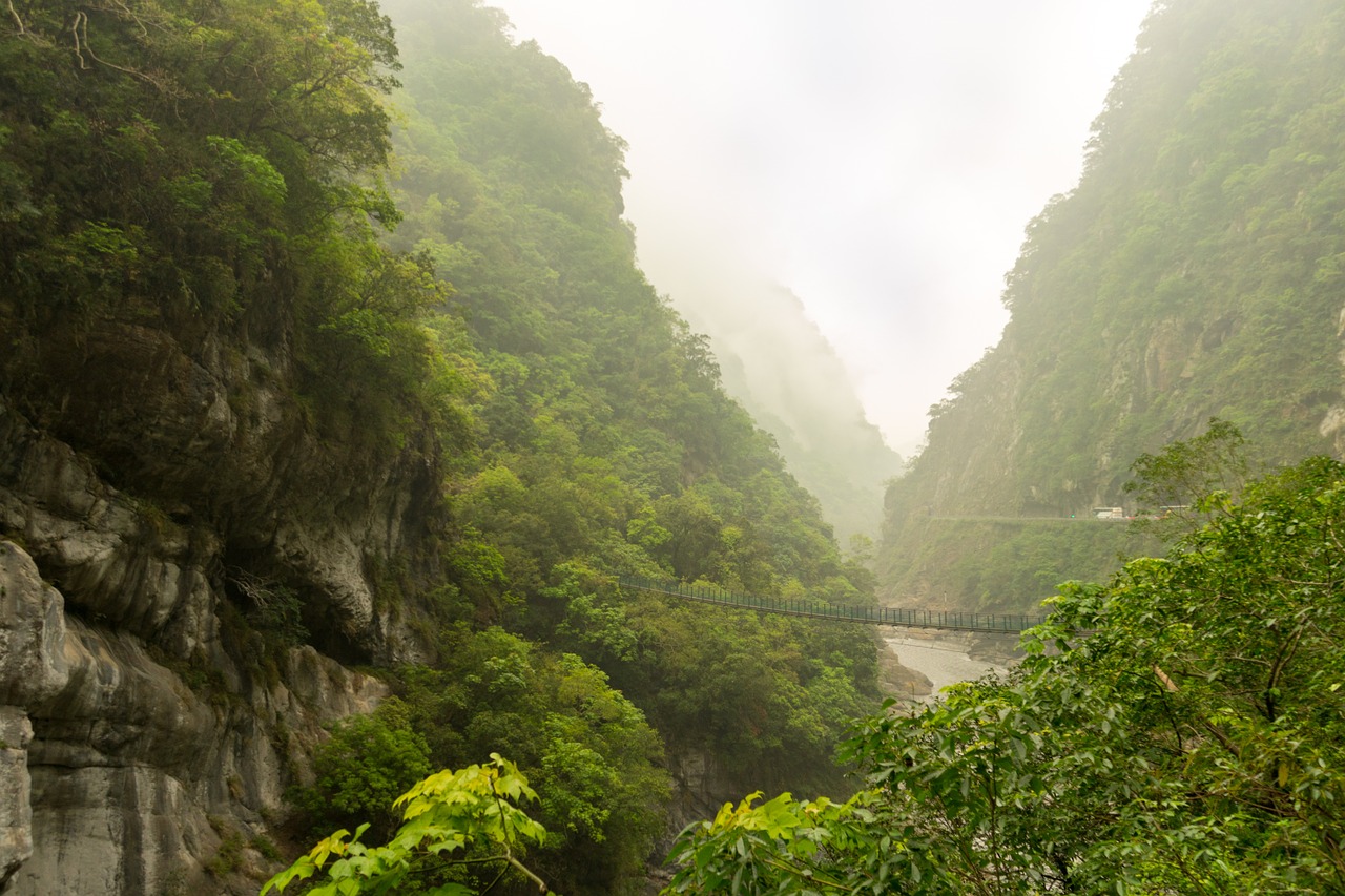 taiwan suspension bridge landscape free photo