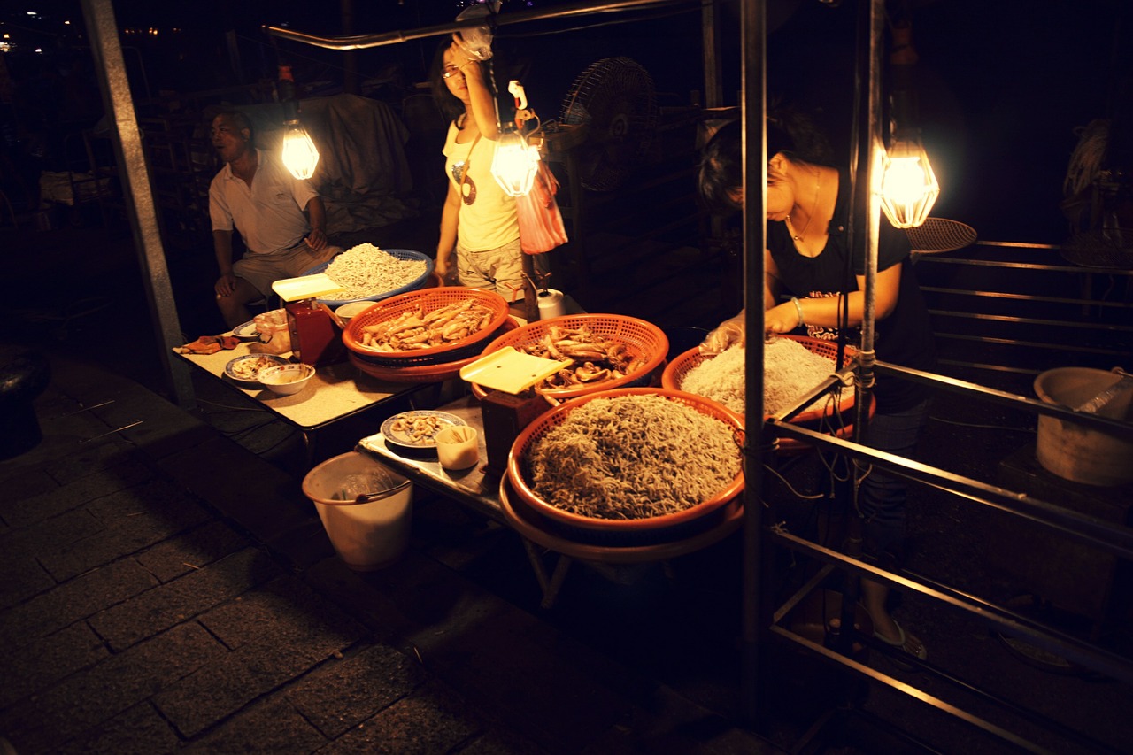 taiwan street vendors character free photo