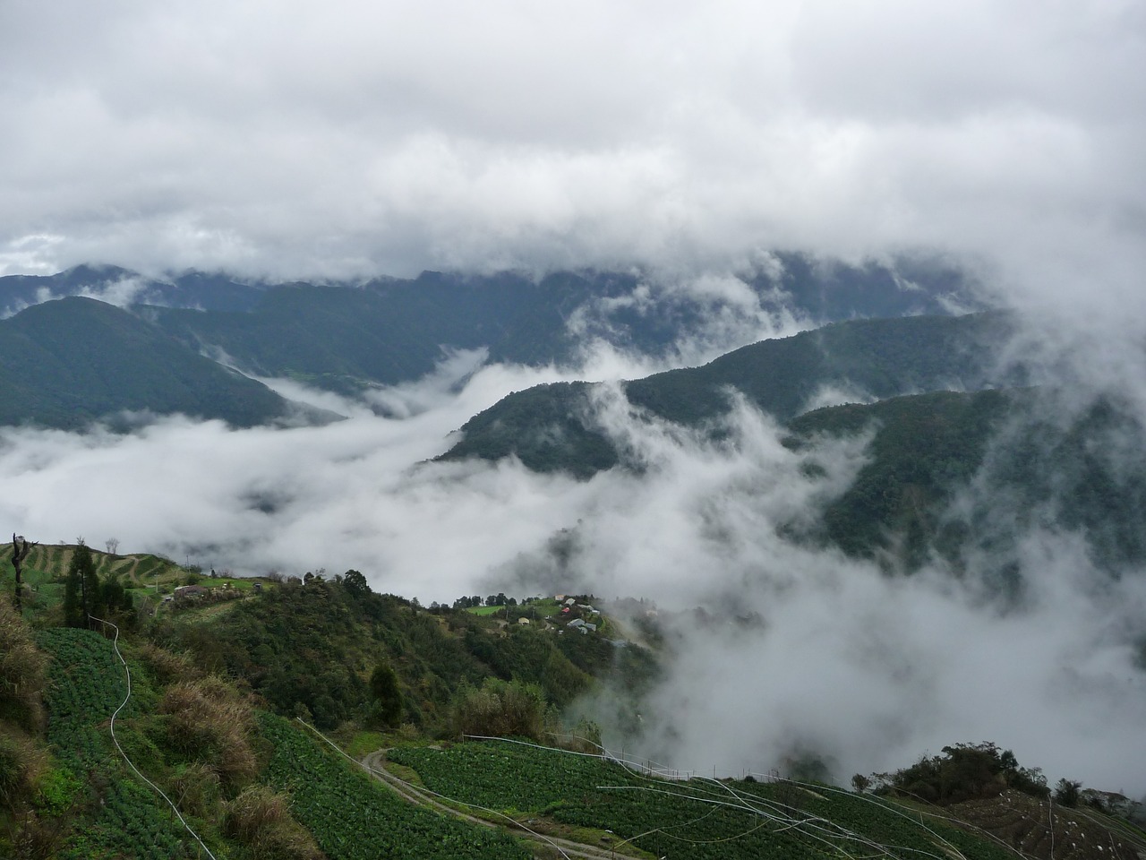 taiwan guanwushan clouds free photo