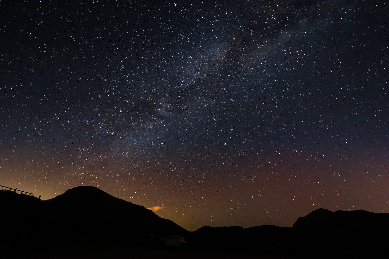 taiwan hehuan mountain galaxy night view free photo