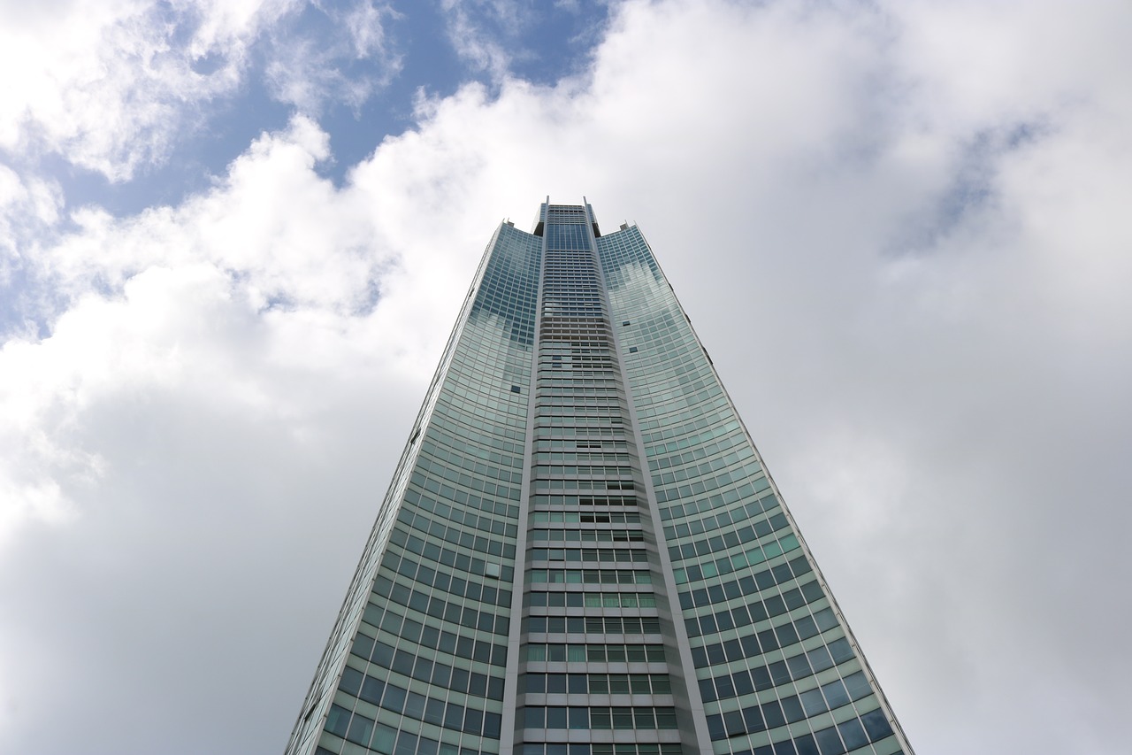 tallest architecture sky free photo
