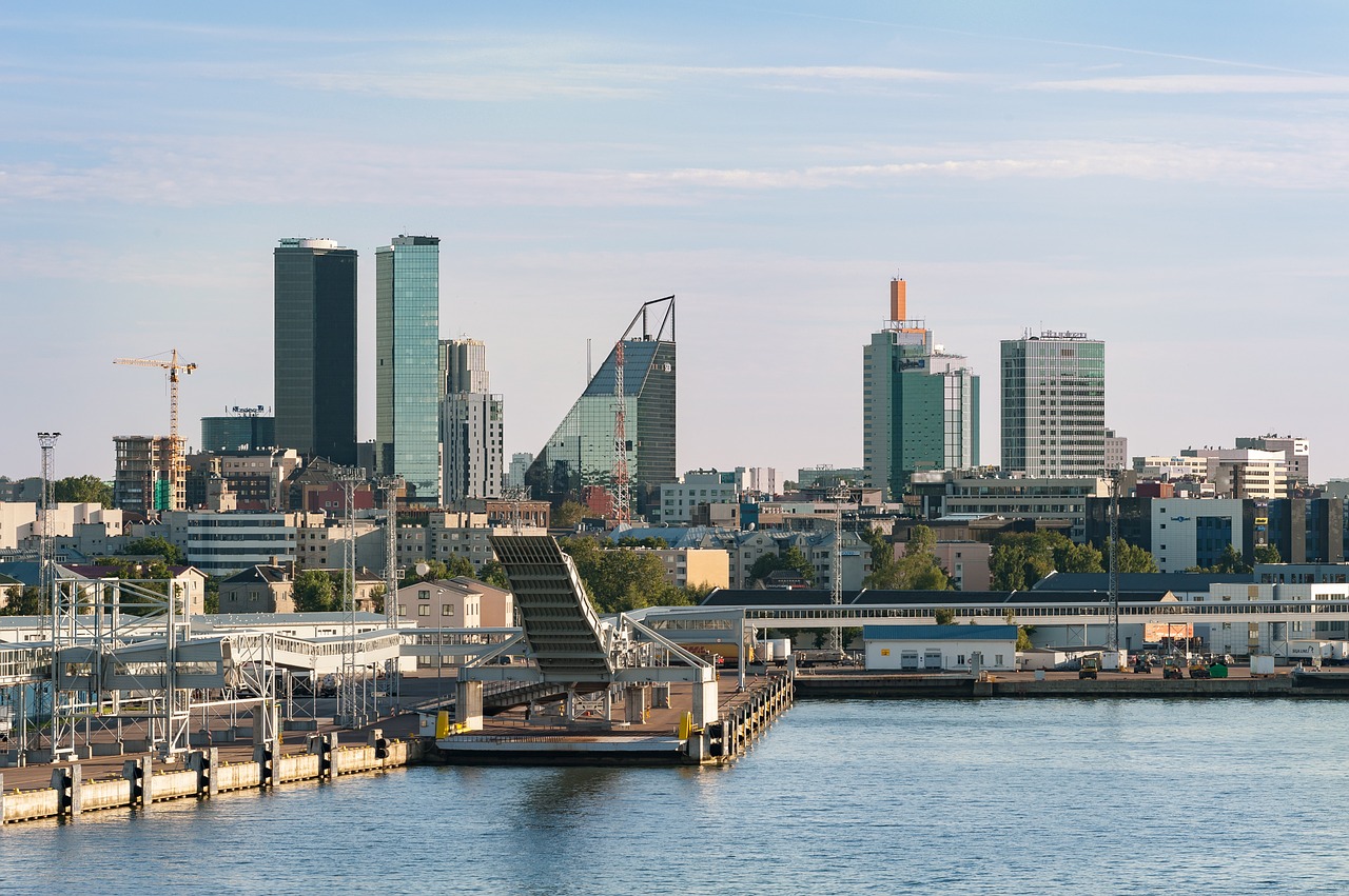 tallin estonia skyline free photo