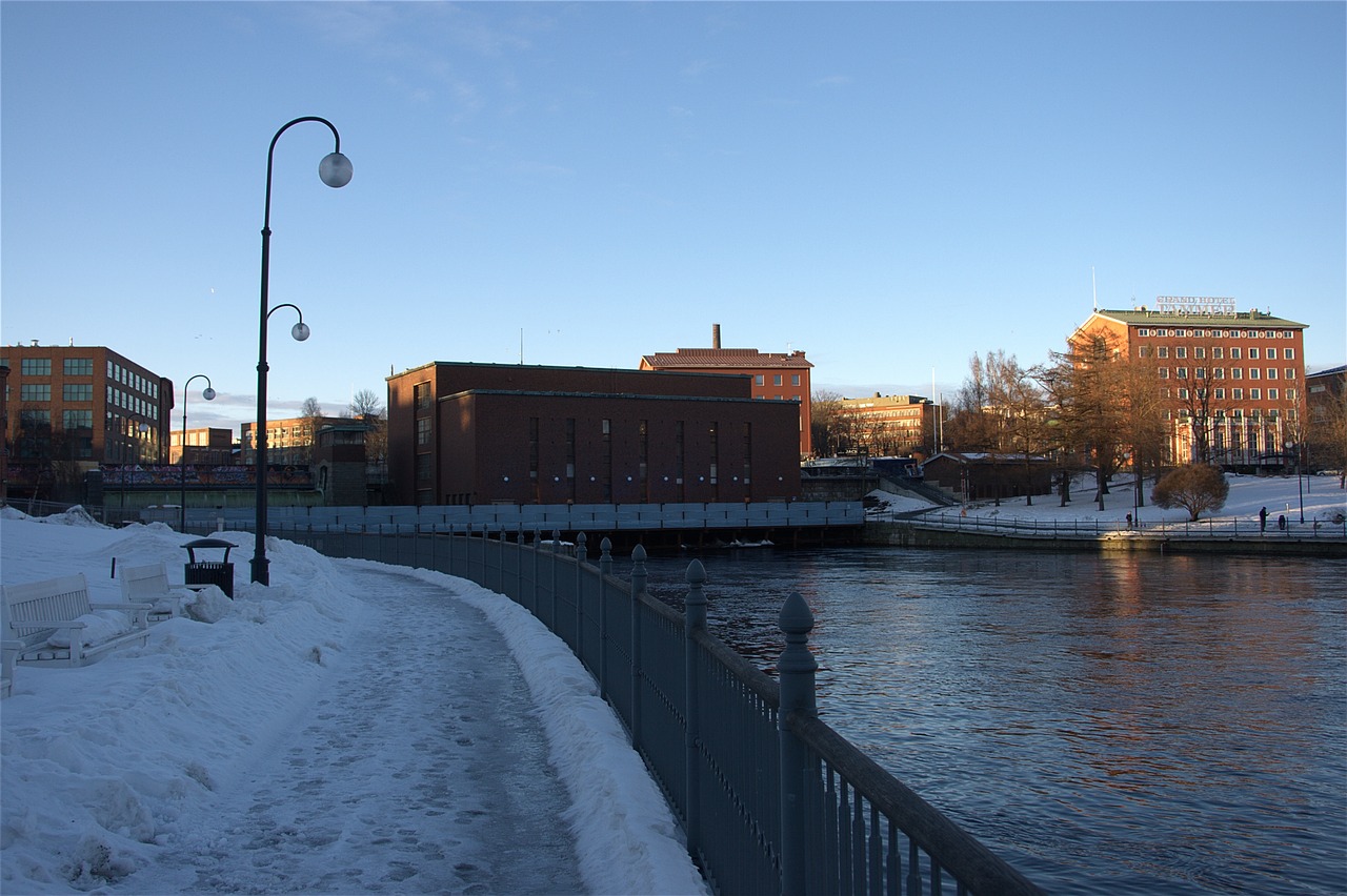 tampere finland snow free photo