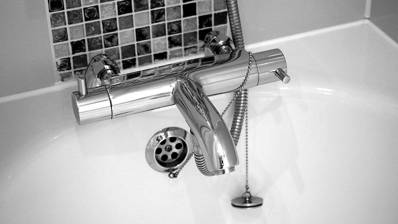 tap faucet plumbing free photo