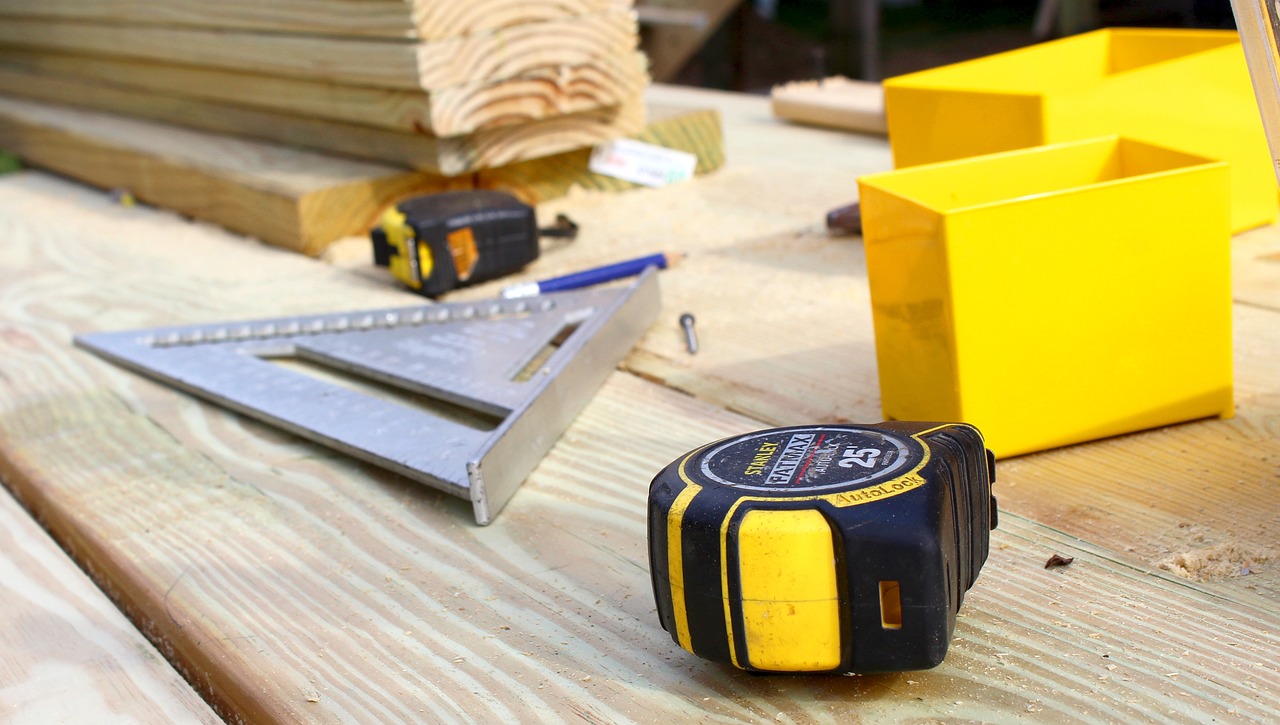 tape measure construction carpentry free photo