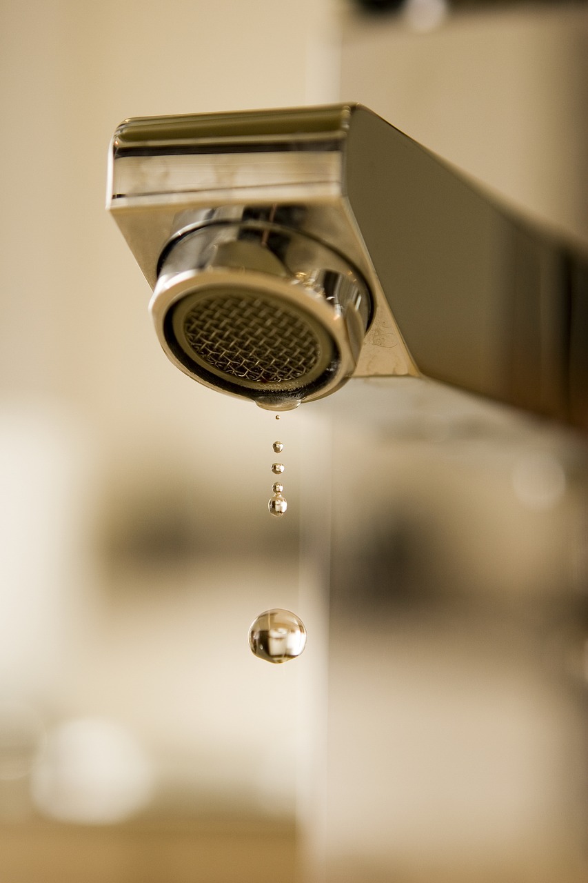 taps water bathroom free photo