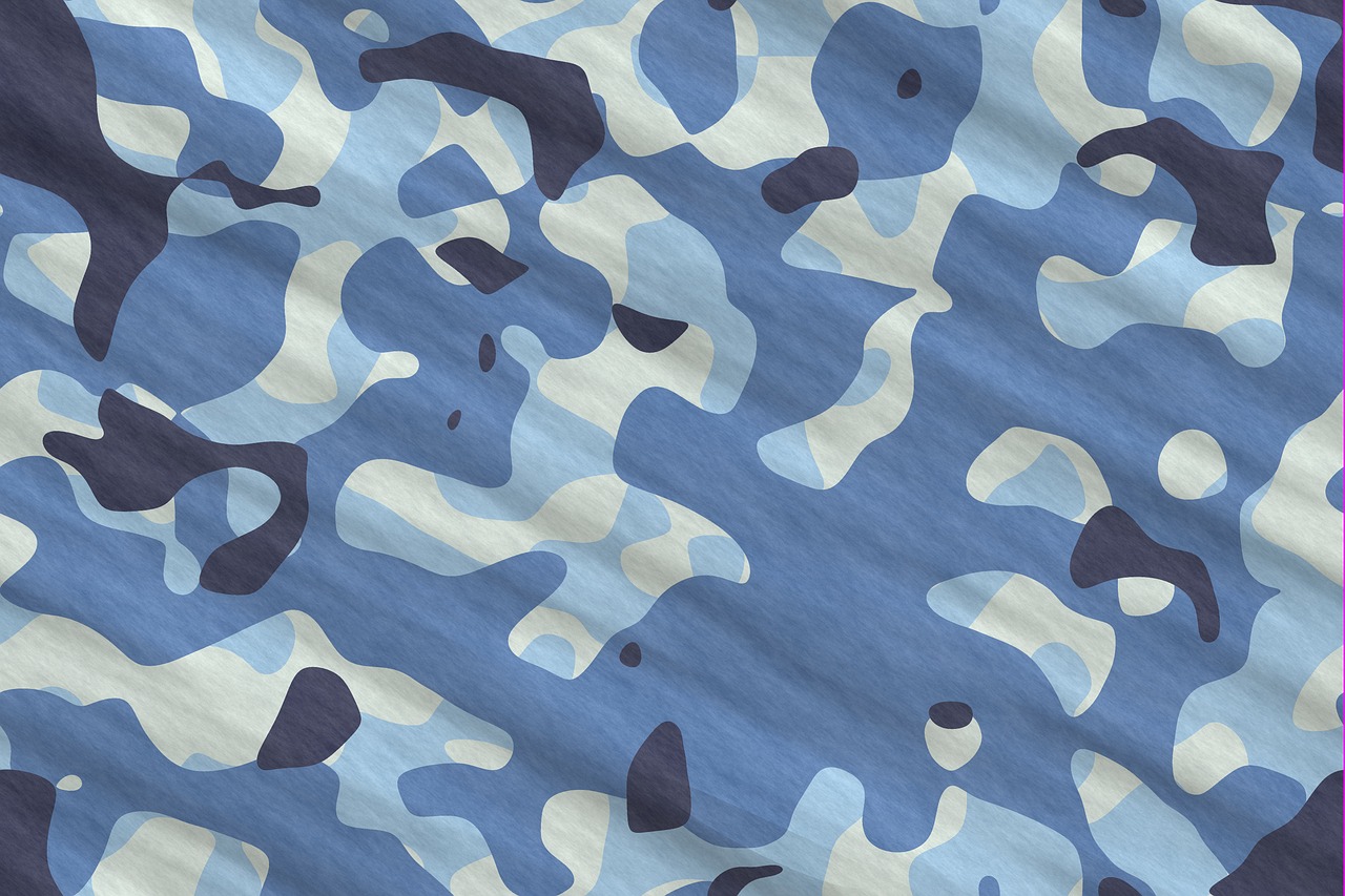 tarn  blue  pattern free photo